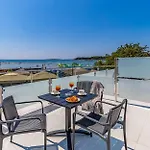 Koral Hotel 3*