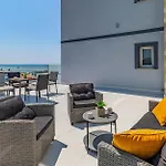 Koral Hotel 3*