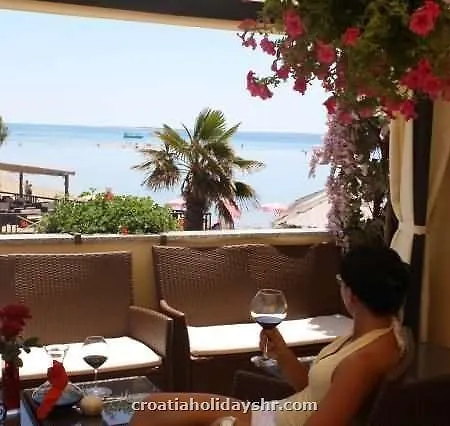 Szálloda Koral 3*