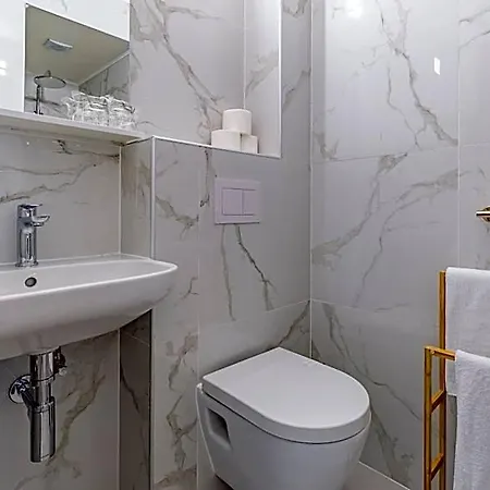 Hotel Koral 3*